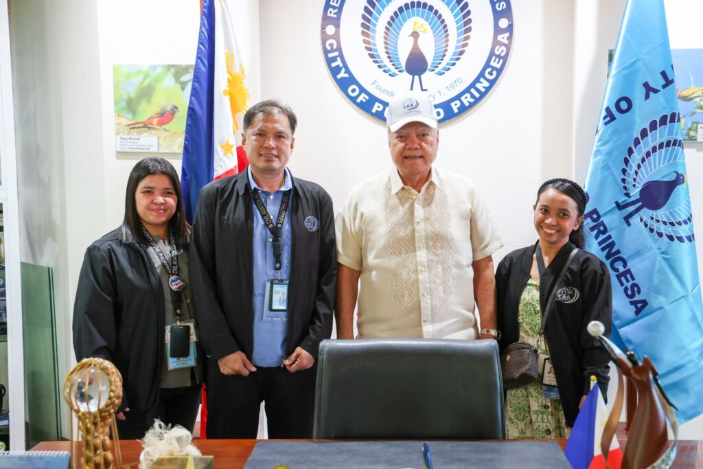 PAMUNUAN NG PUERTO PRINCESA INTERNATIONAL AIRPORT, TAOS-PUSONG NAGPASALAMAT KAY MAYOR BAYRON