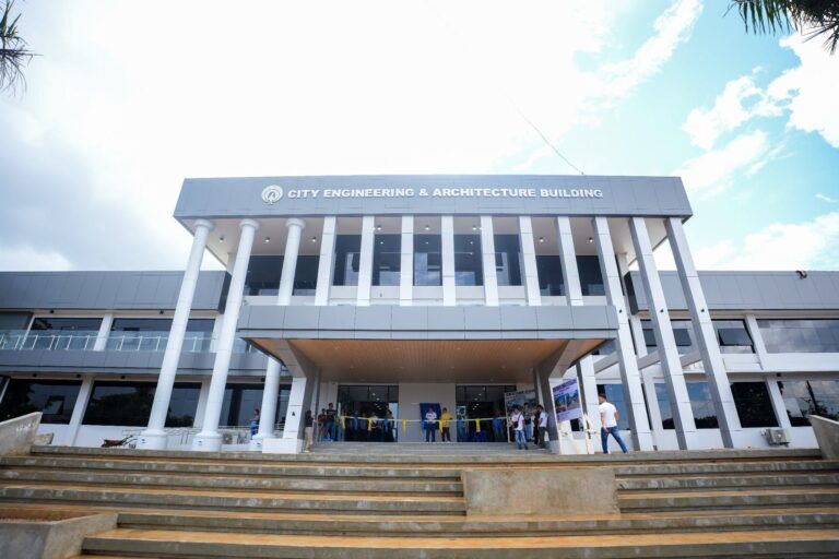 NEW CITY ENGINEERING AND ARCHITECTURE BUILDING